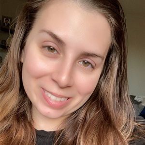 Meet your Posher, Alessandra